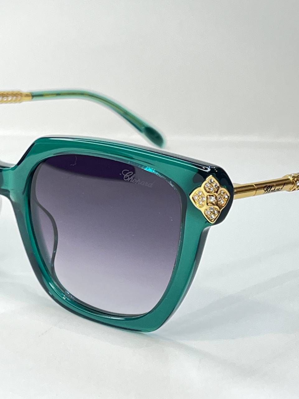 عینک آفتابی زنانه برند Chopard