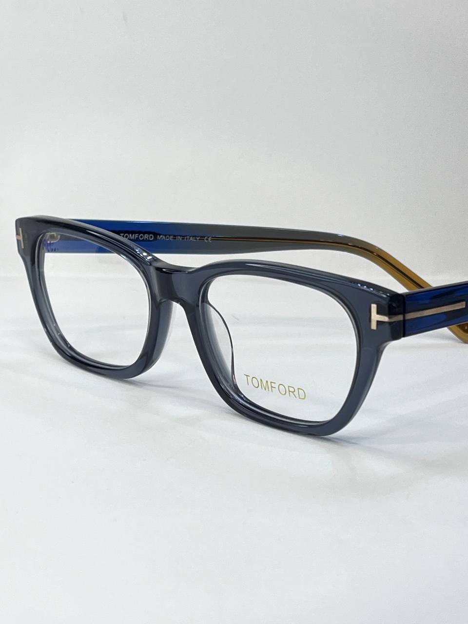 عینک طبی زنانه TomFord