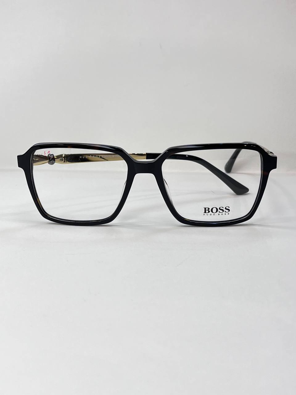 عینک طبی برند Hugo Boss