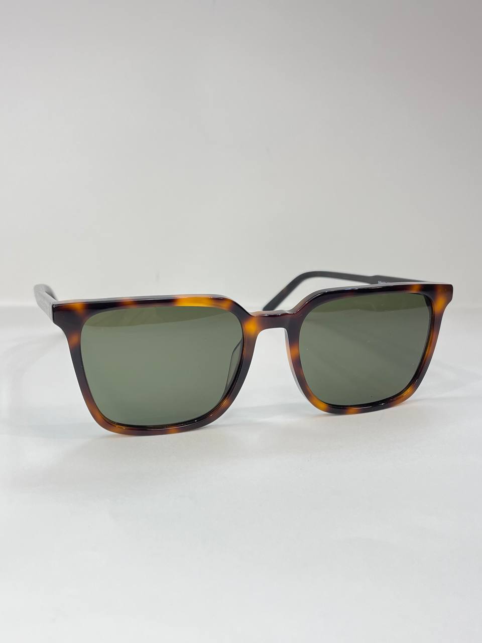 عینک آفتابی برند Dolce & Gabbana