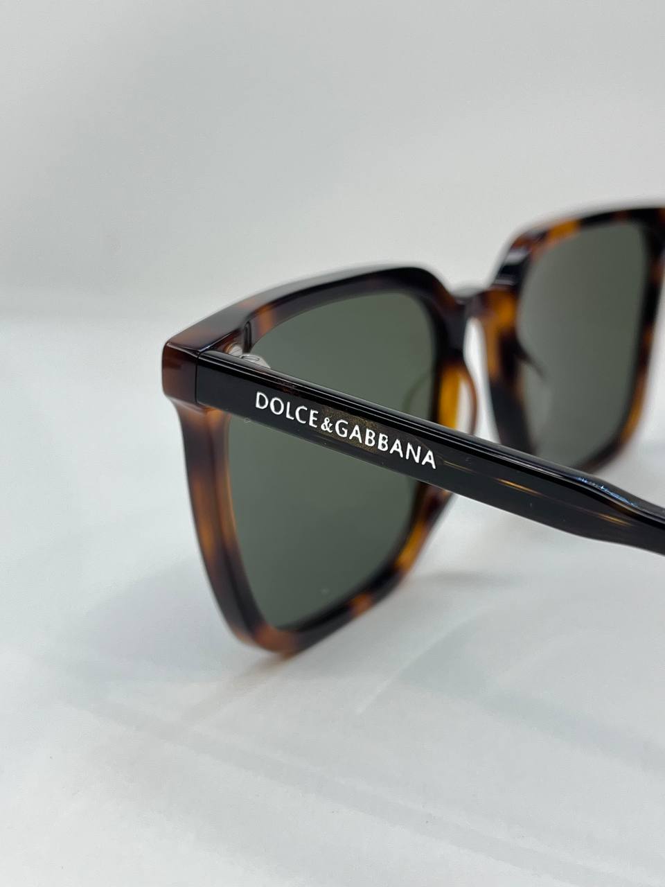 عینک آفتابی برند Dolce & Gabbana
