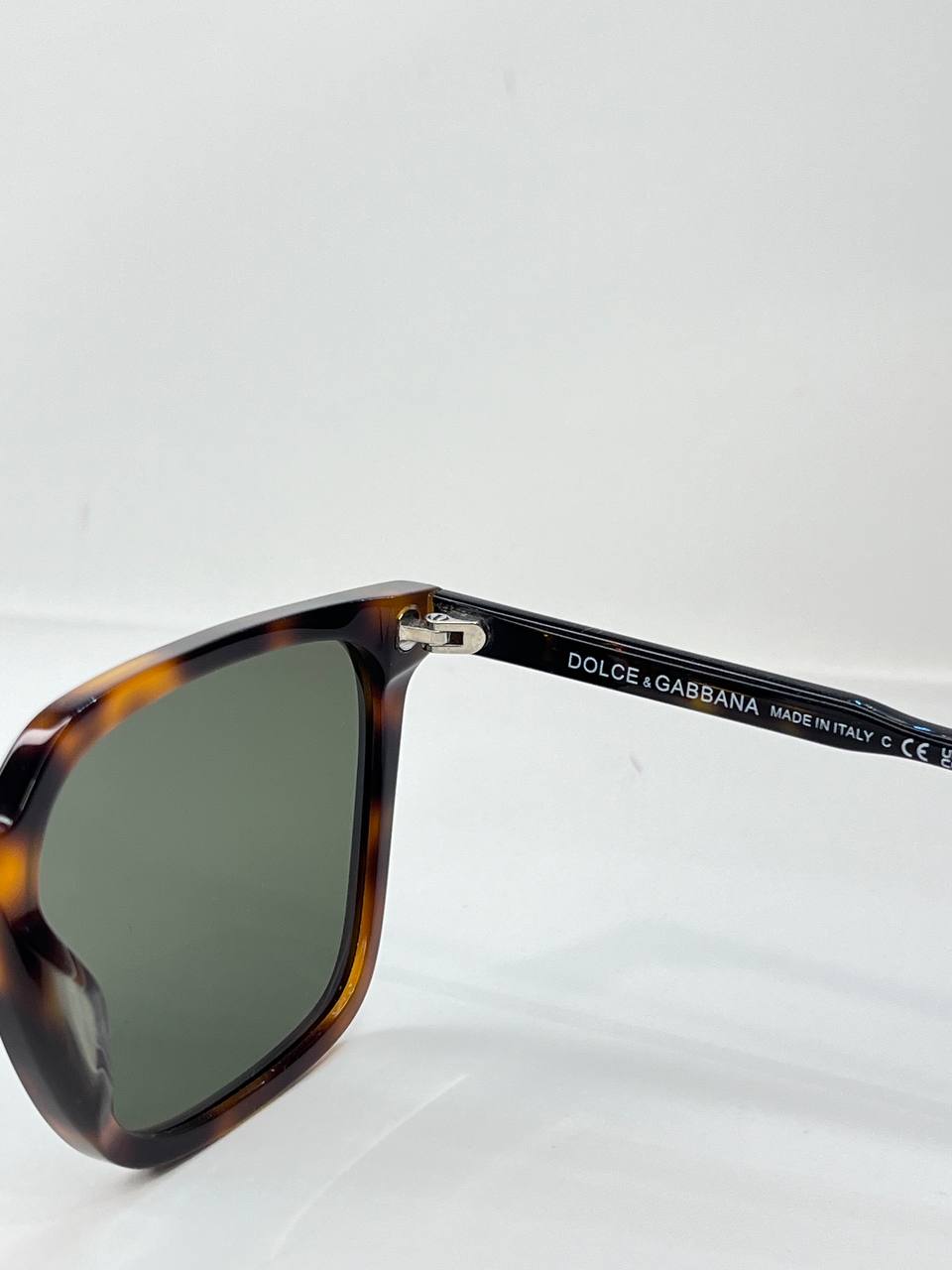 عینک آفتابی برند Dolce & Gabbana