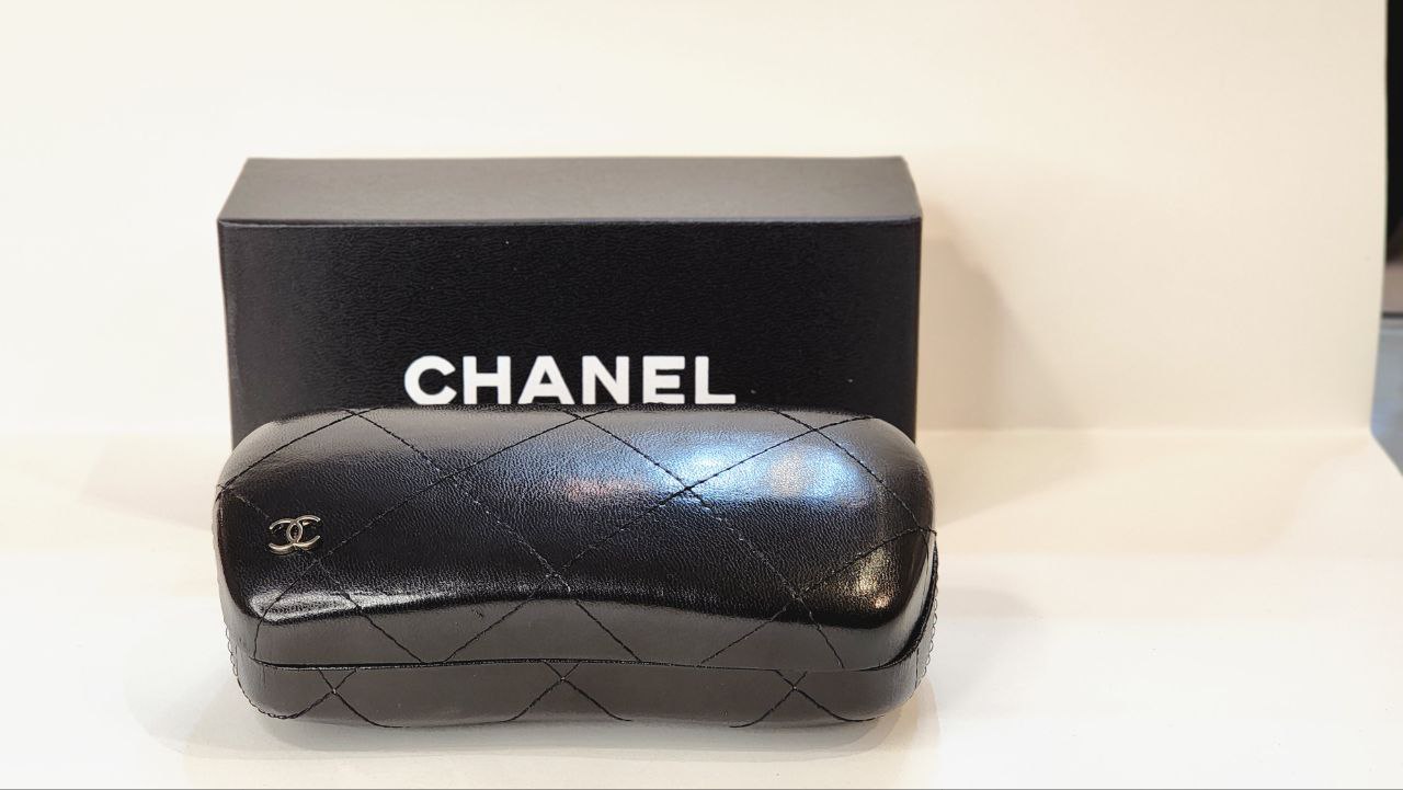 قاب عینک آفتابی برند Chanel