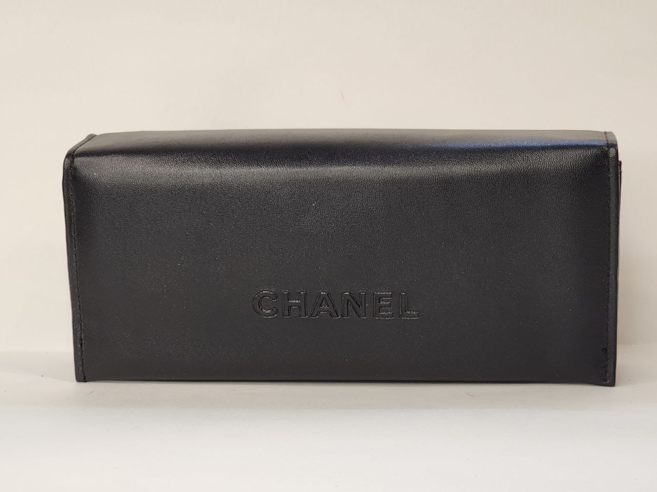 قاب عینک آفتابی برند Chanel