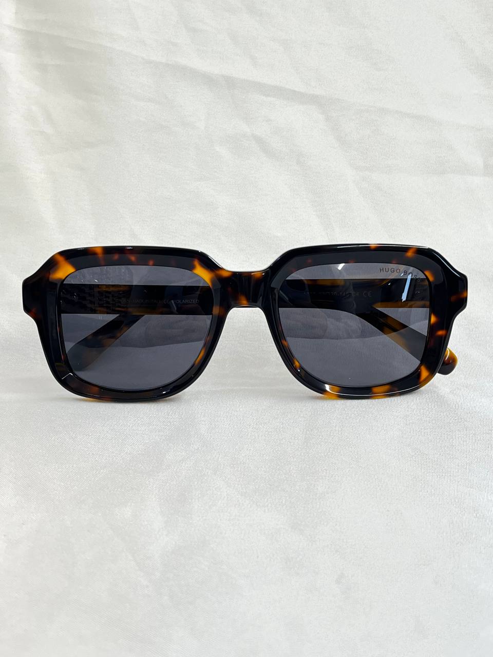 عینک آفتابی برند Hugo Boss