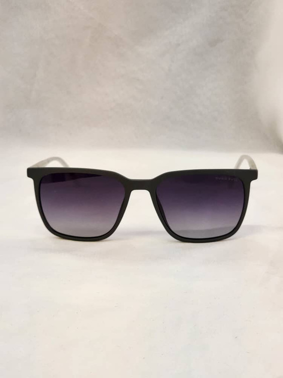 عینک آفتابی برند Hugo Boss