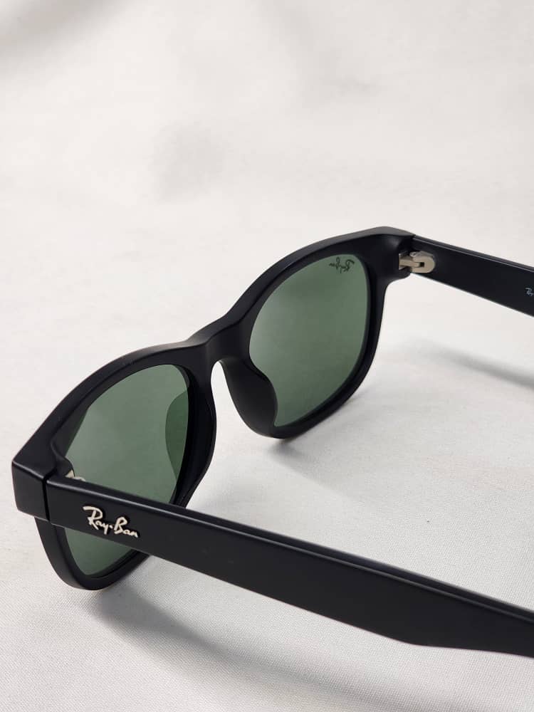 عینک آفتابی برند Ray Ban